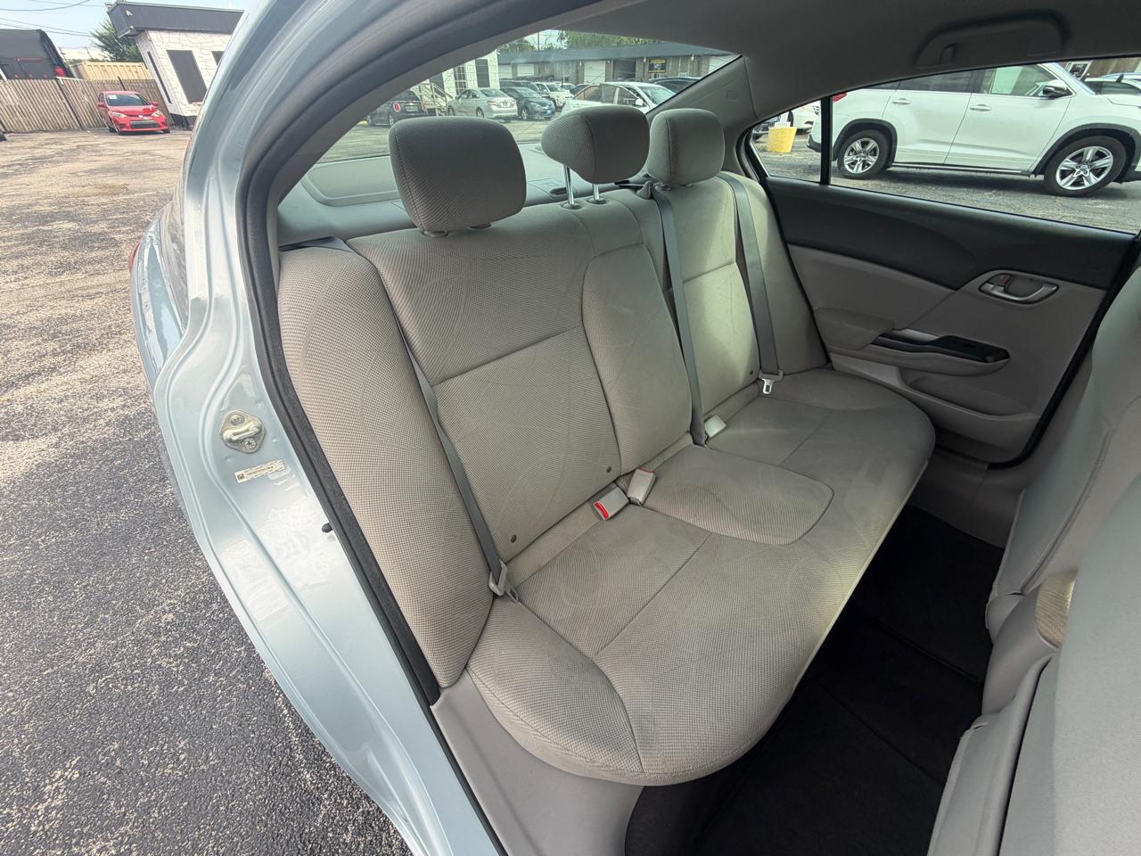 Honda Civic LX Sedan 5-Speed AT 2012
