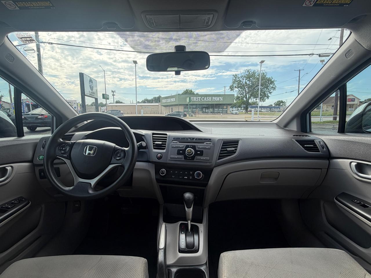 Honda Civic LX Sedan 5-Speed AT 2012