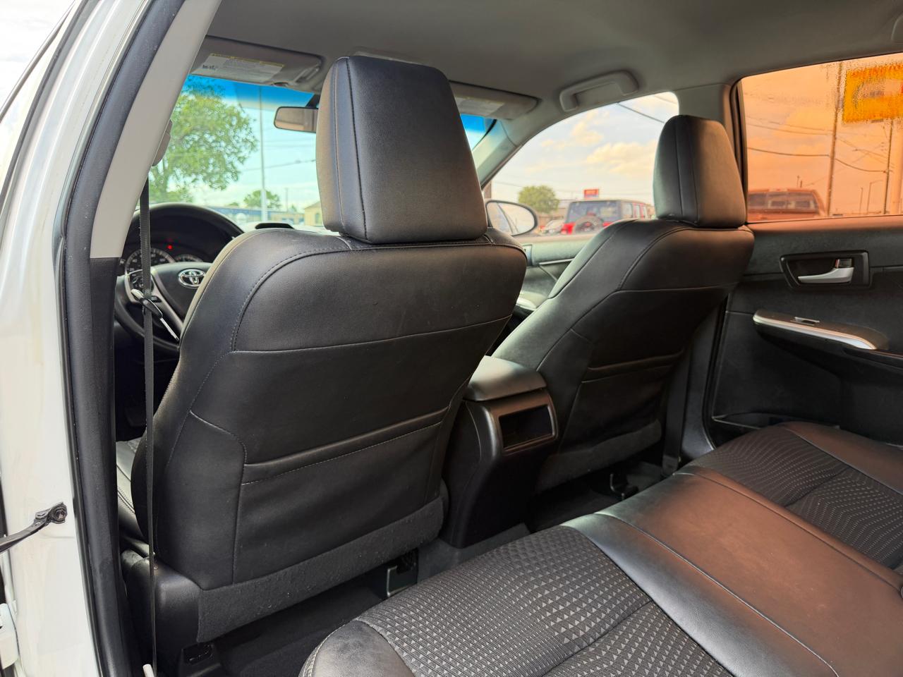 Toyota Camry SE 2014