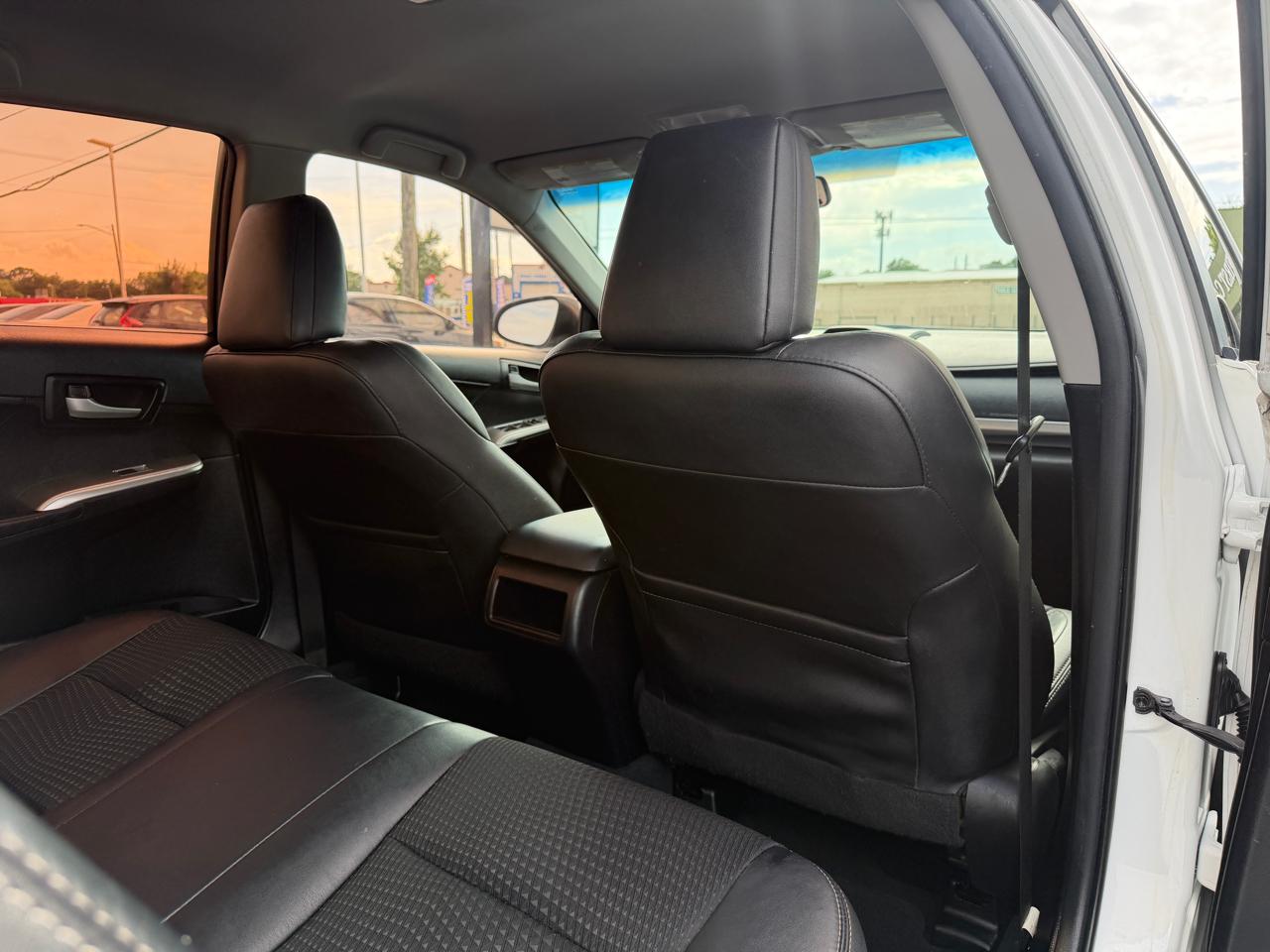 Toyota Camry SE 2014