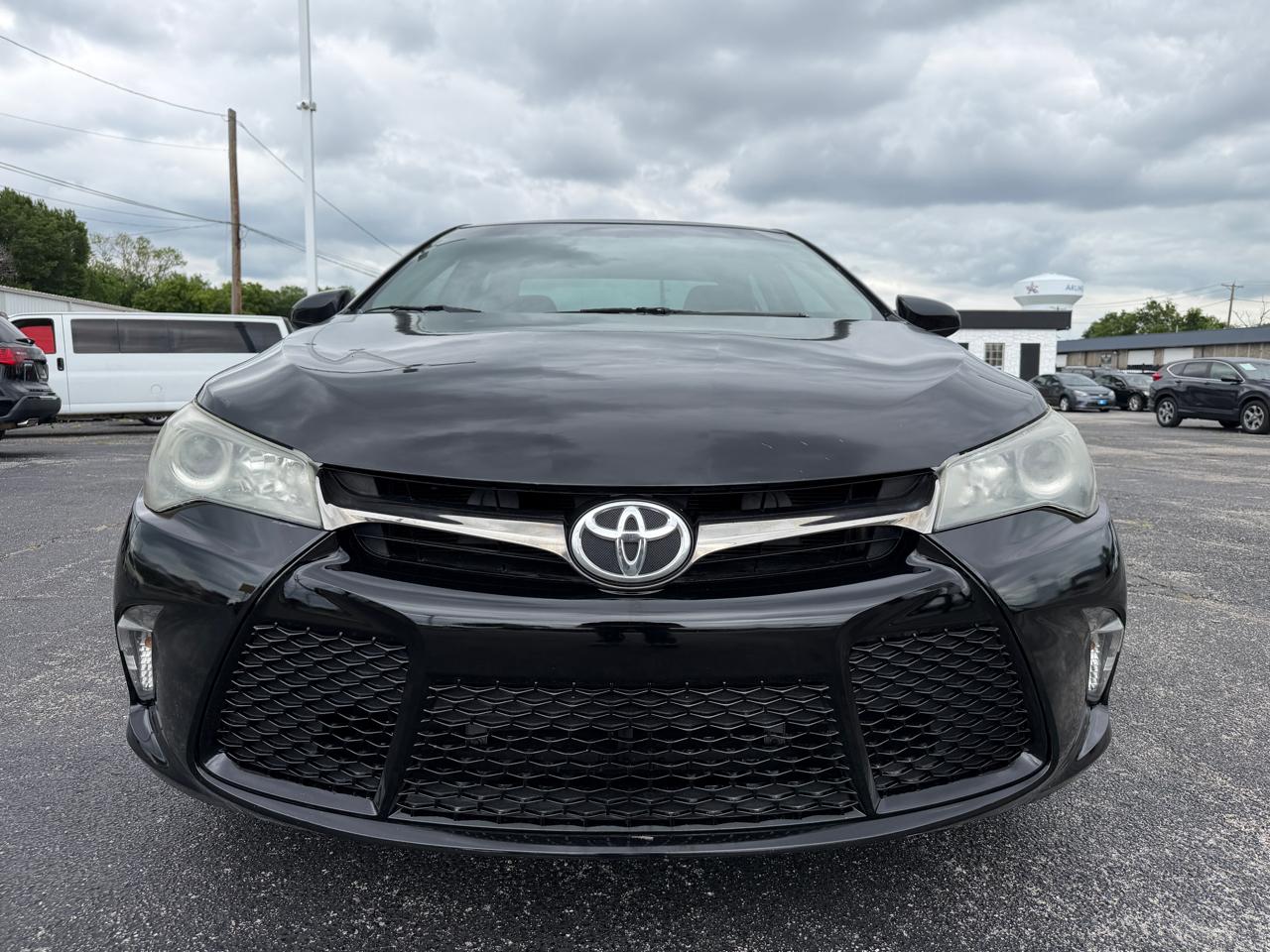 Toyota Camry SE 2017