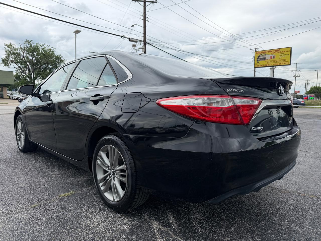 Toyota Camry SE 2017
