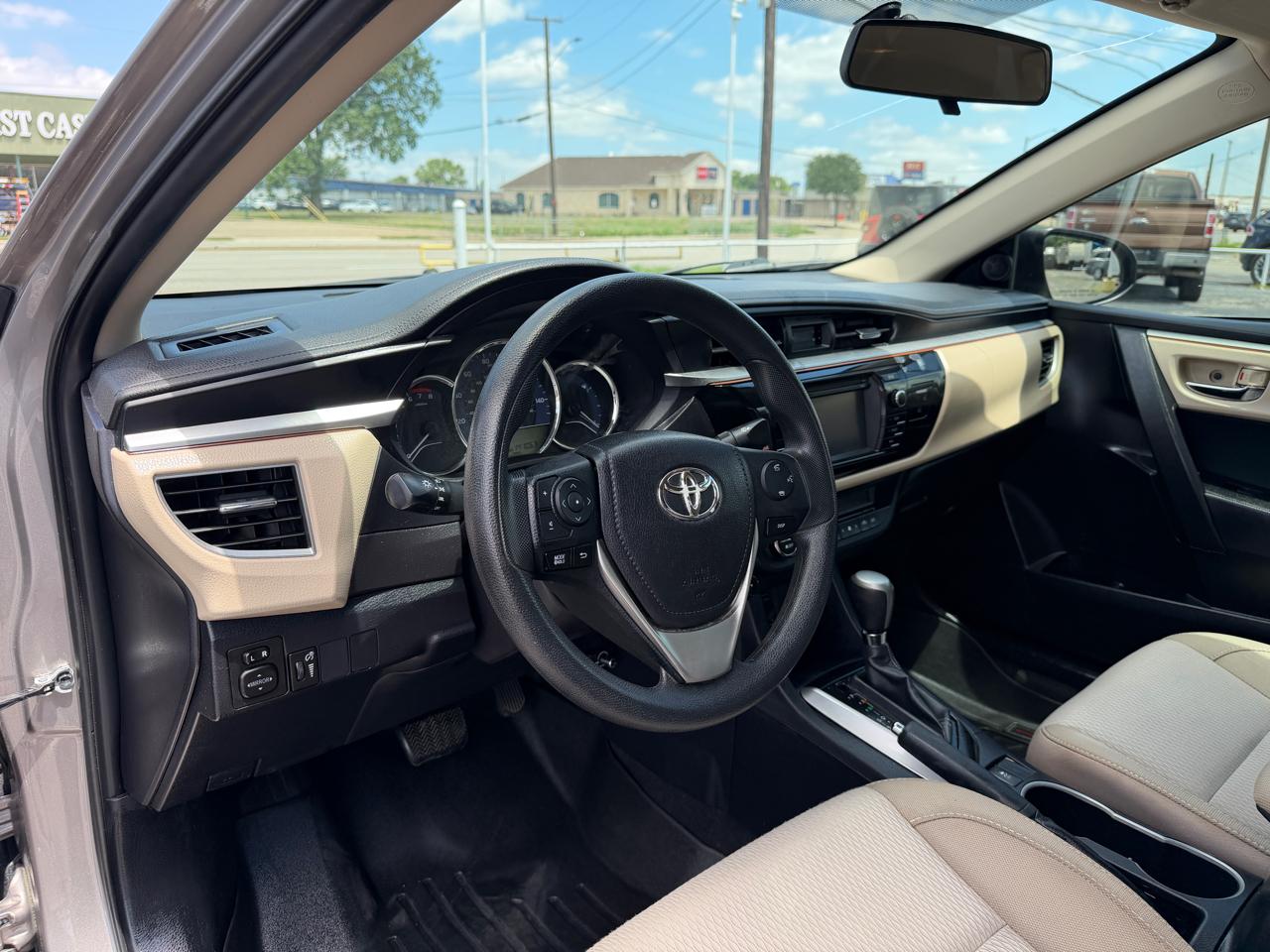 Toyota Corolla LE 2016