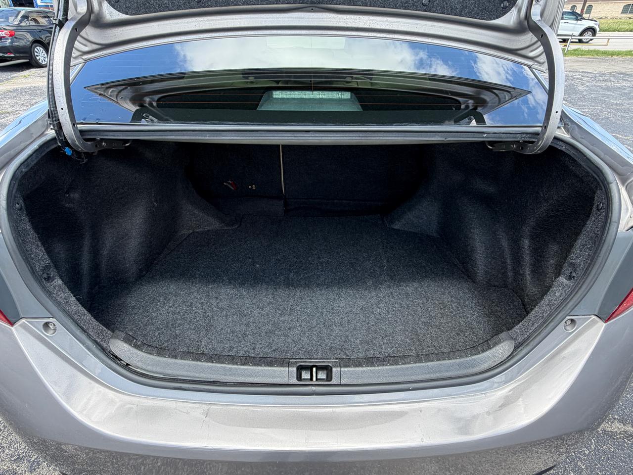 Toyota Corolla LE 2016