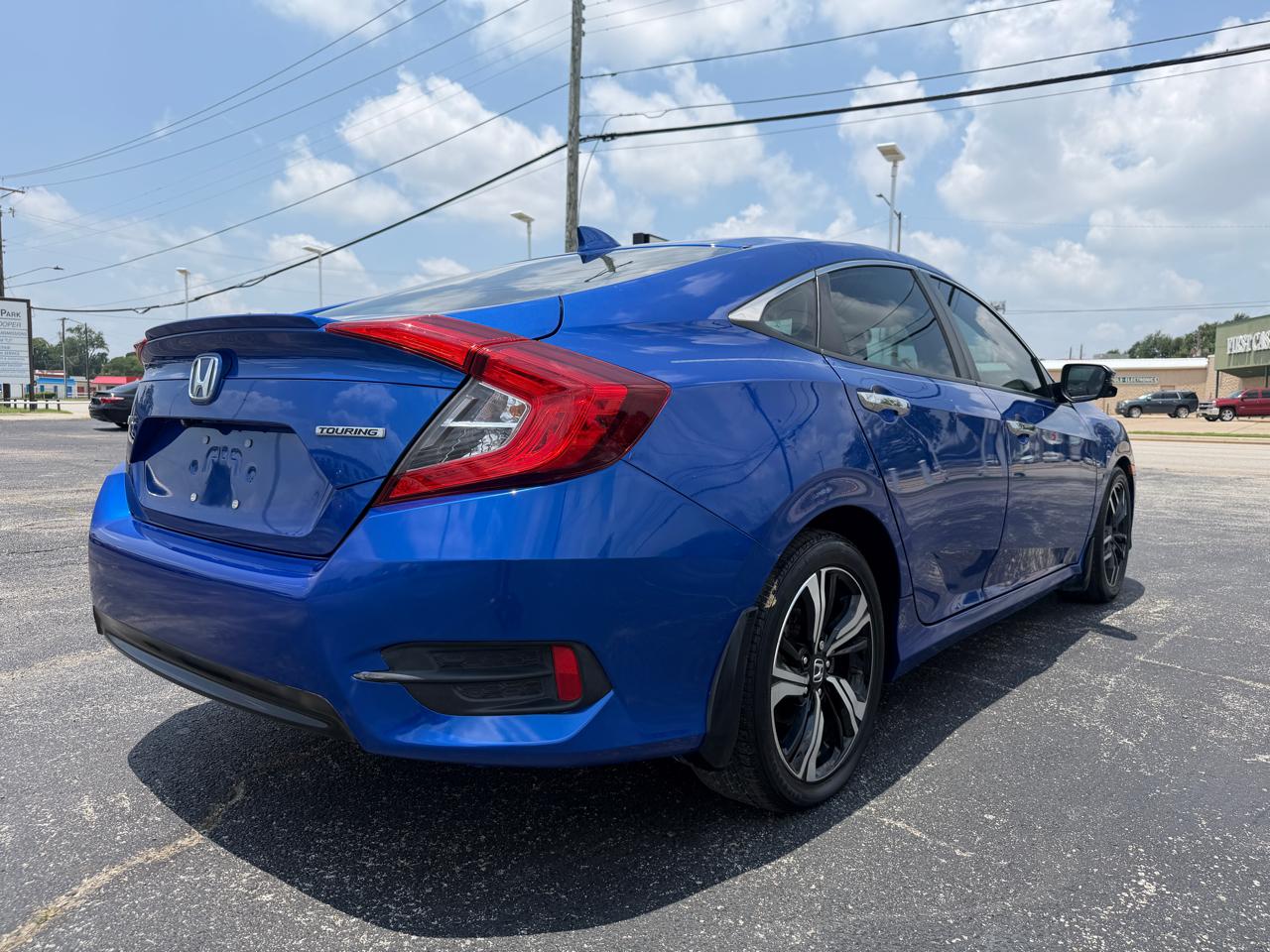 Honda Civic Touring 4D Sedan 2017