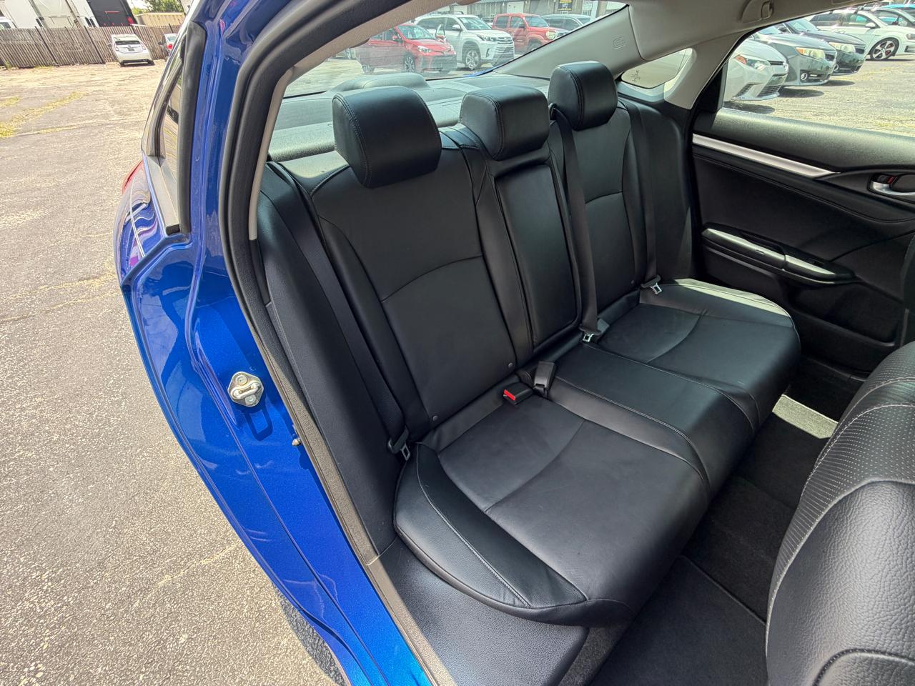 Honda Civic Touring 4D Sedan 2017