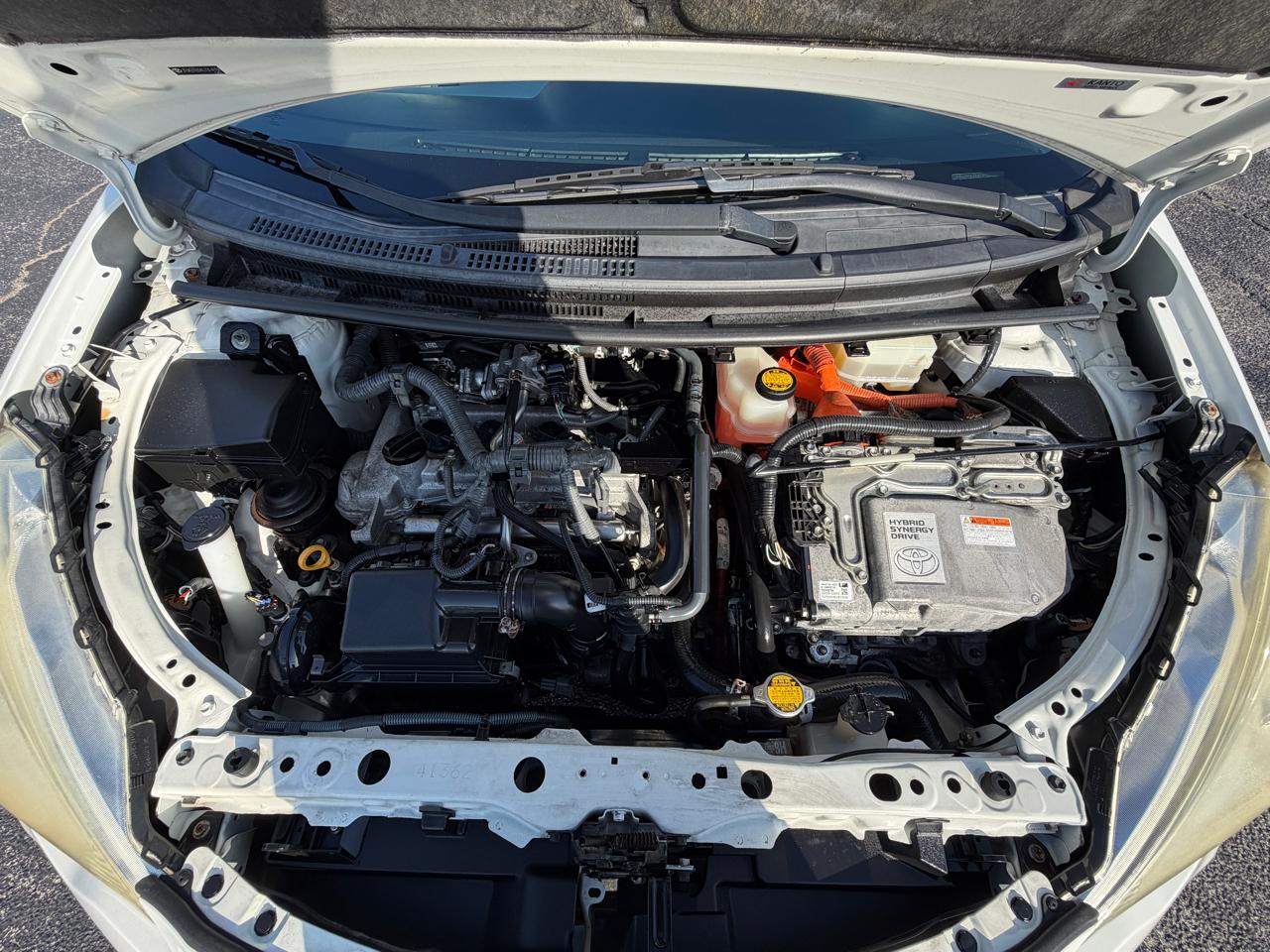 Toyota Prius c Three 2012