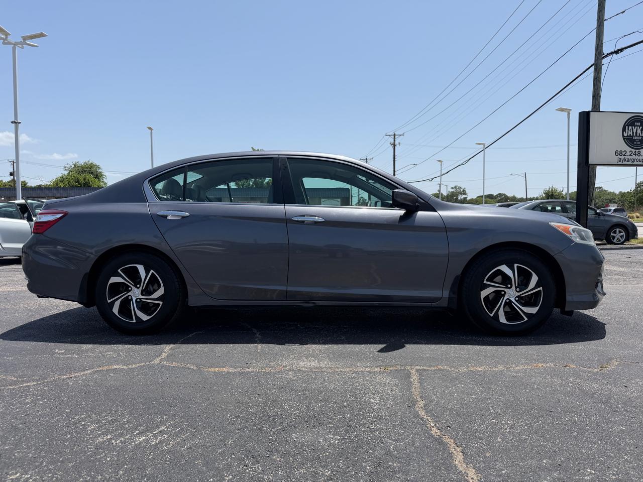 Honda Accord LX Sedan CVT w/ Honda Sensing 2016