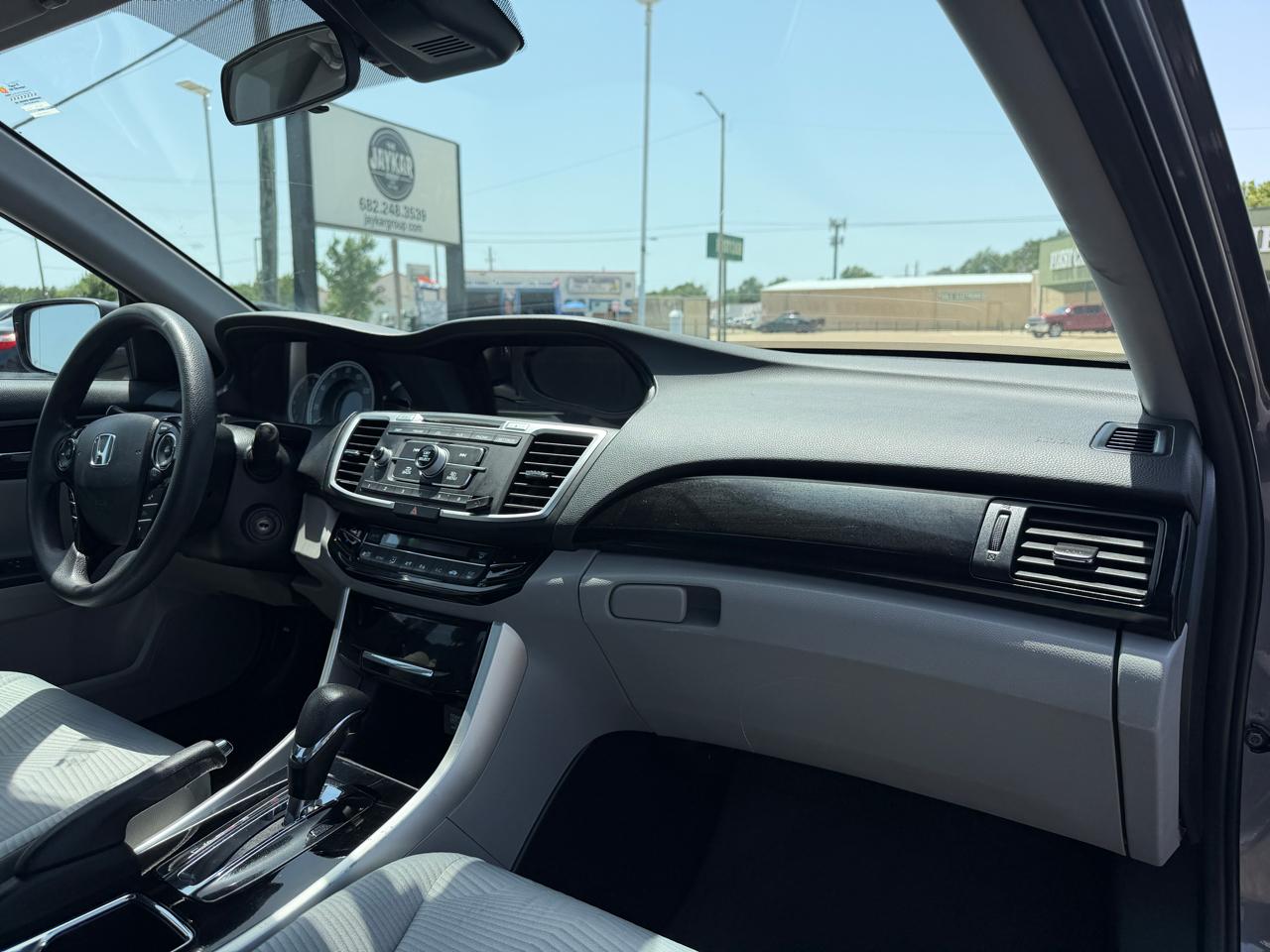 Honda Accord LX Sedan CVT w/ Honda Sensing 2016