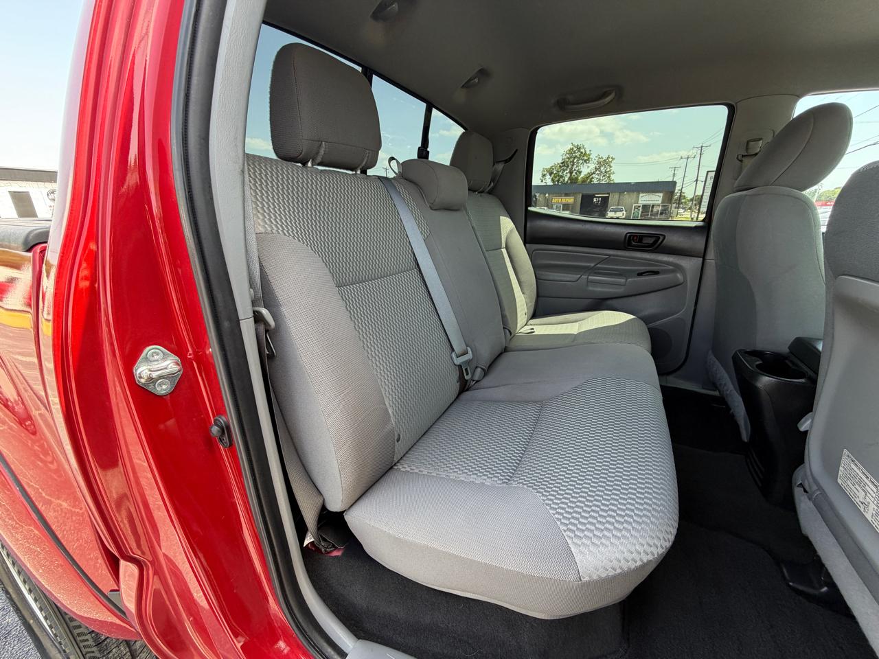 Toyota Tacoma PreRunner Double Cab V6 2WD 2015