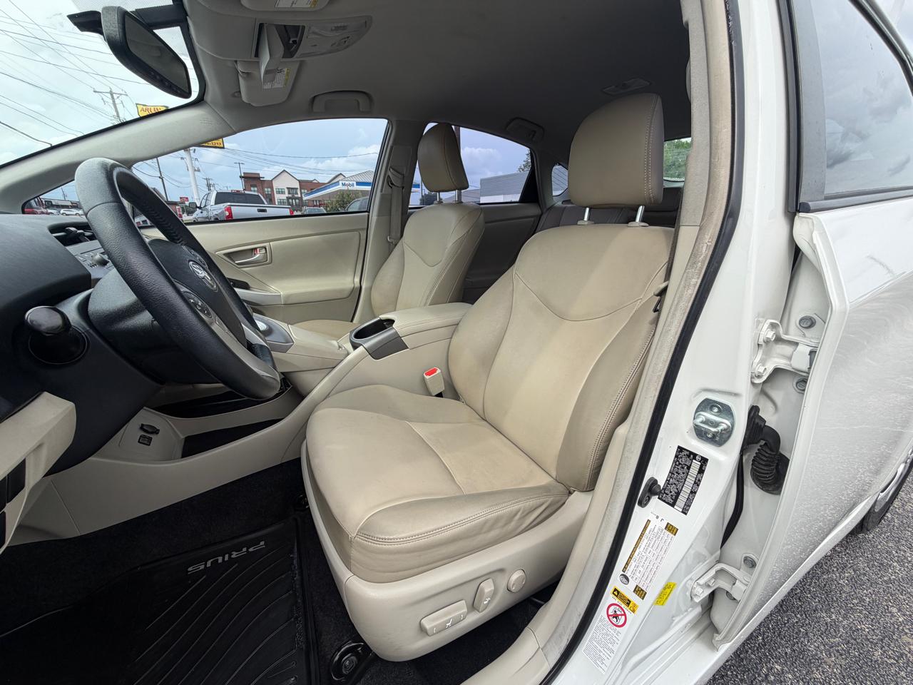 Toyota Prius Four 2015