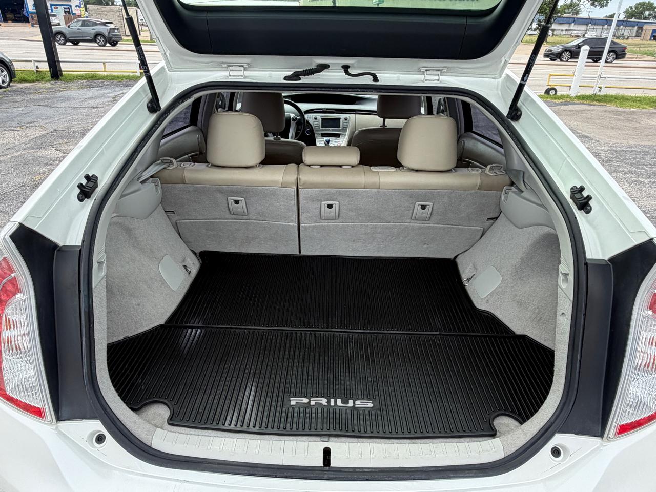 Toyota Prius Four 2015