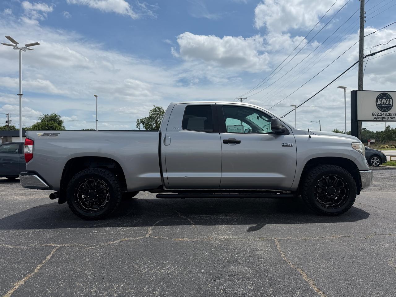 Toyota Tundra SR5 5.7L V8 Double Cab 2WD 2014