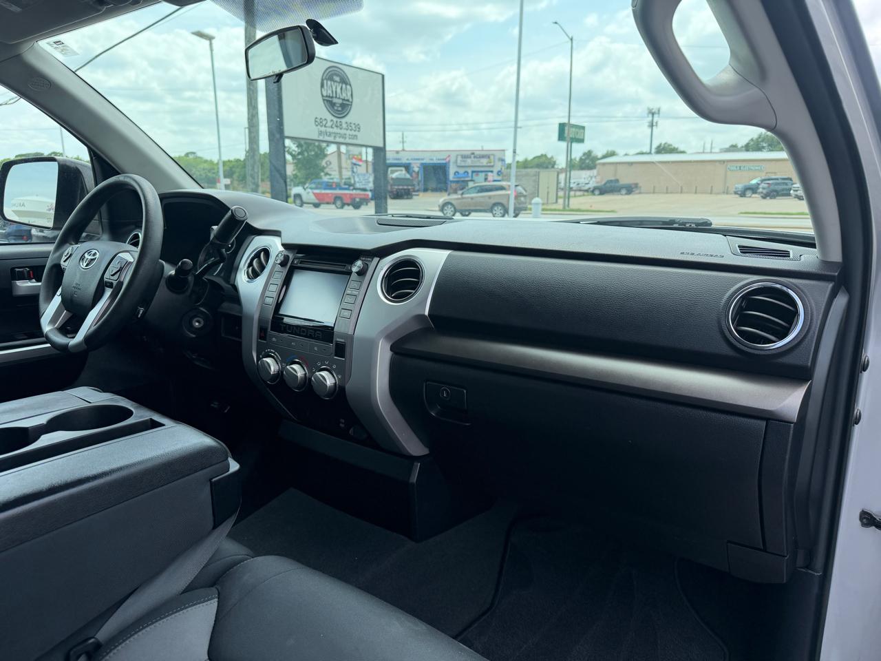 Toyota Tundra SR5 5.7L V8 Double Cab 2WD 2014