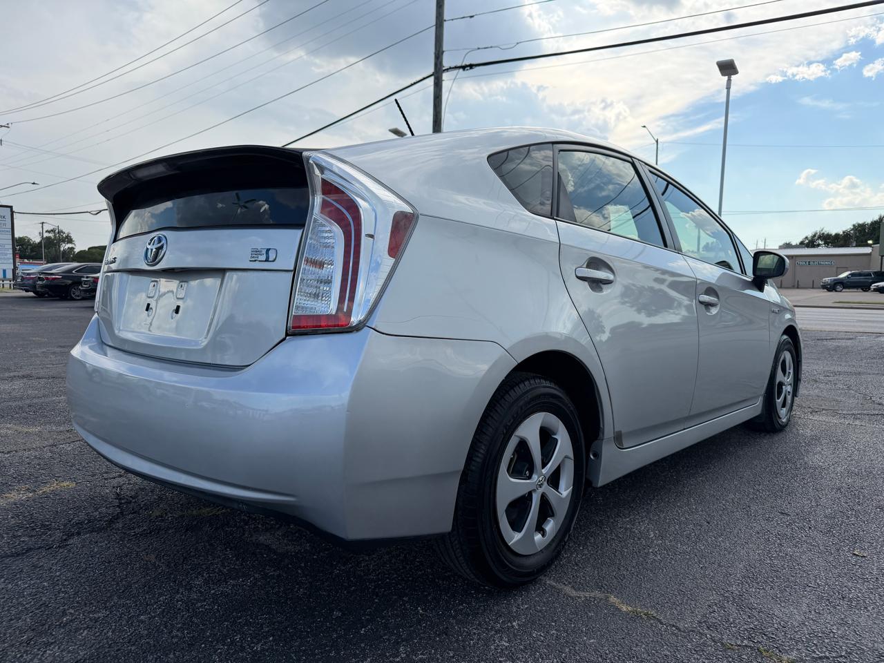 Toyota Prius Prius V 2012