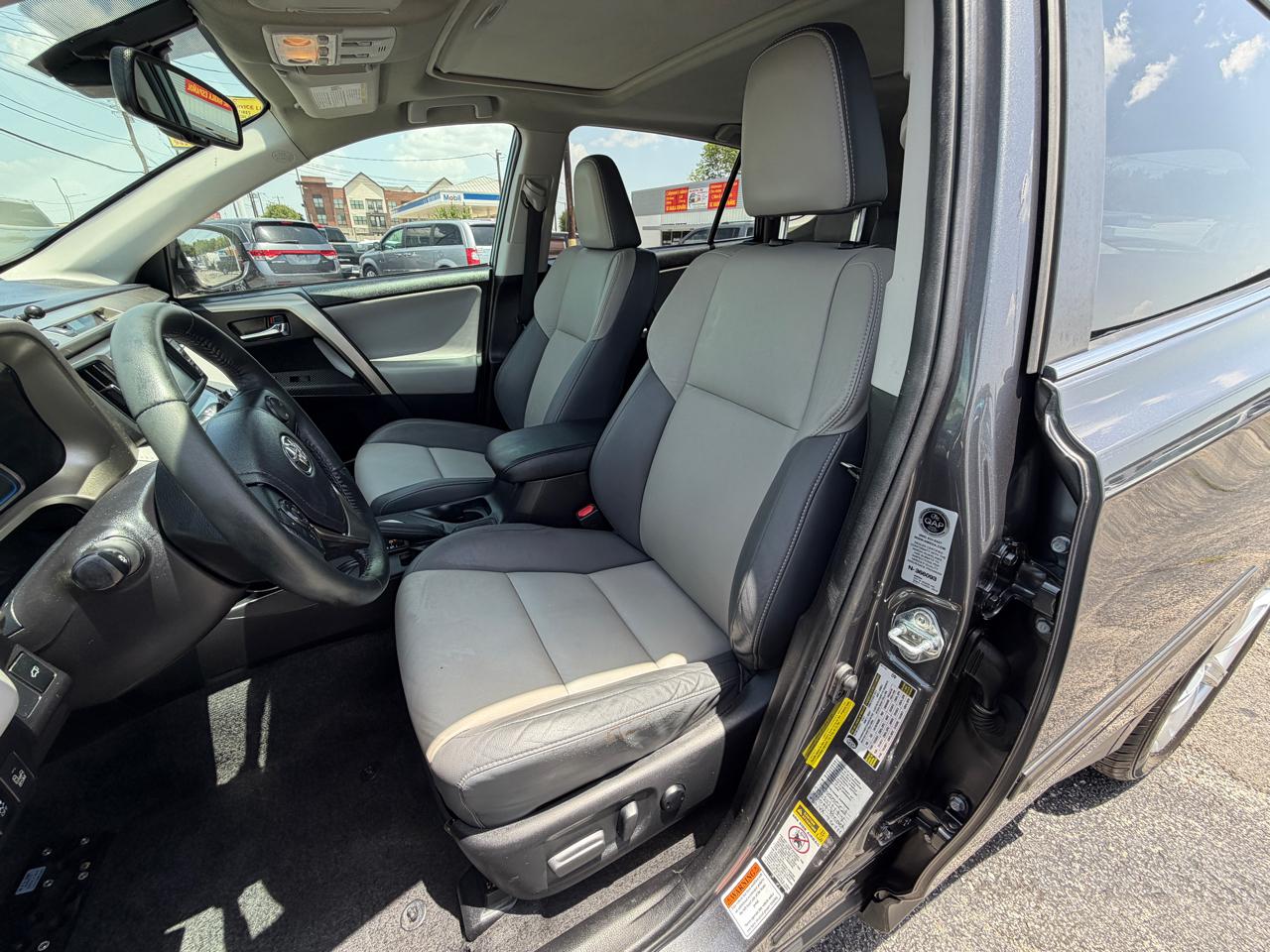 Toyota RAV4 Limited FWD 2015