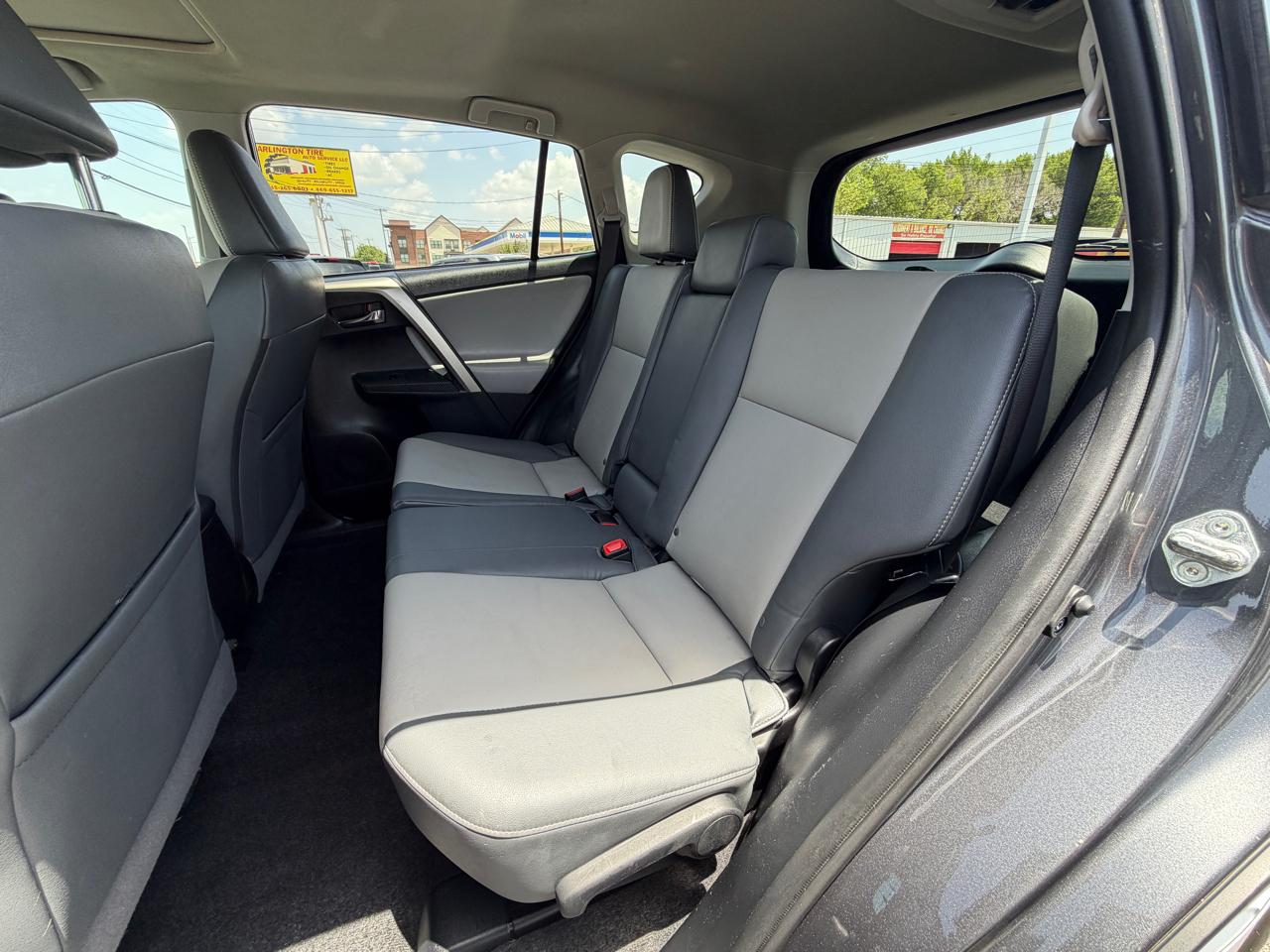 Toyota RAV4 Limited FWD 2015