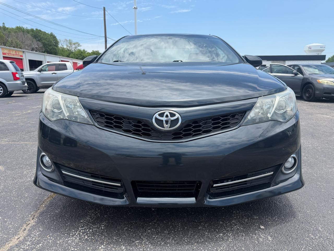 Toyota Camry SE 2013