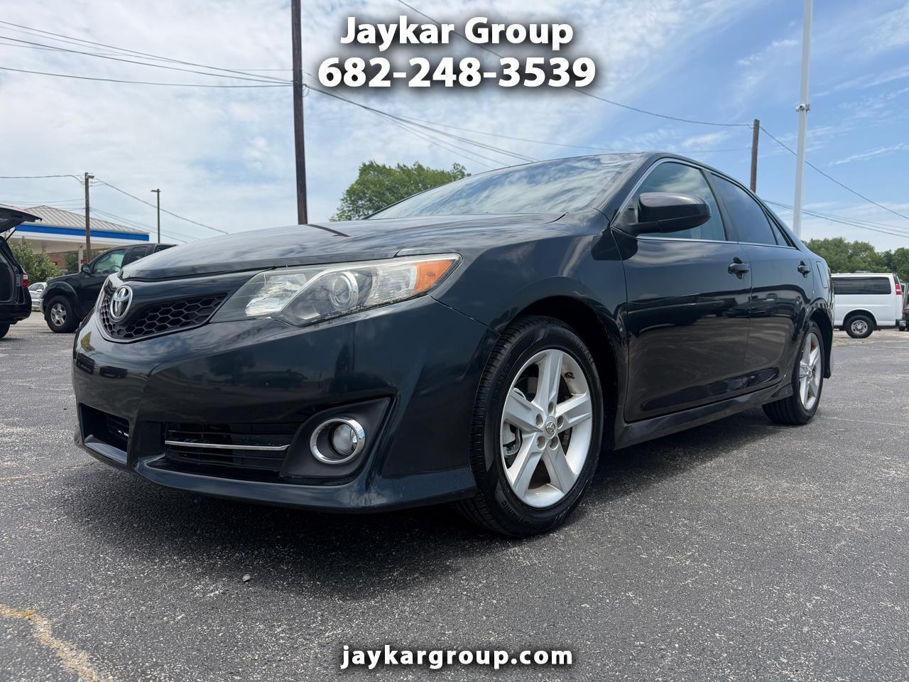 Toyota Camry SE 2013