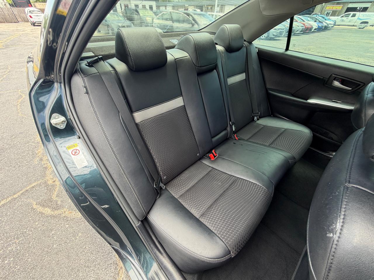Toyota Camry SE 2013