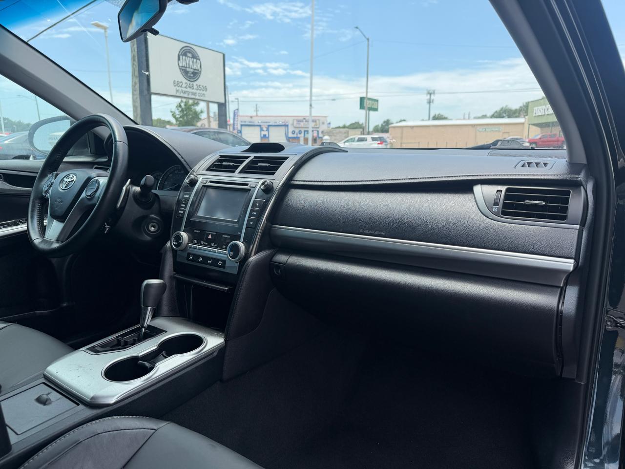 Toyota Camry SE 2013