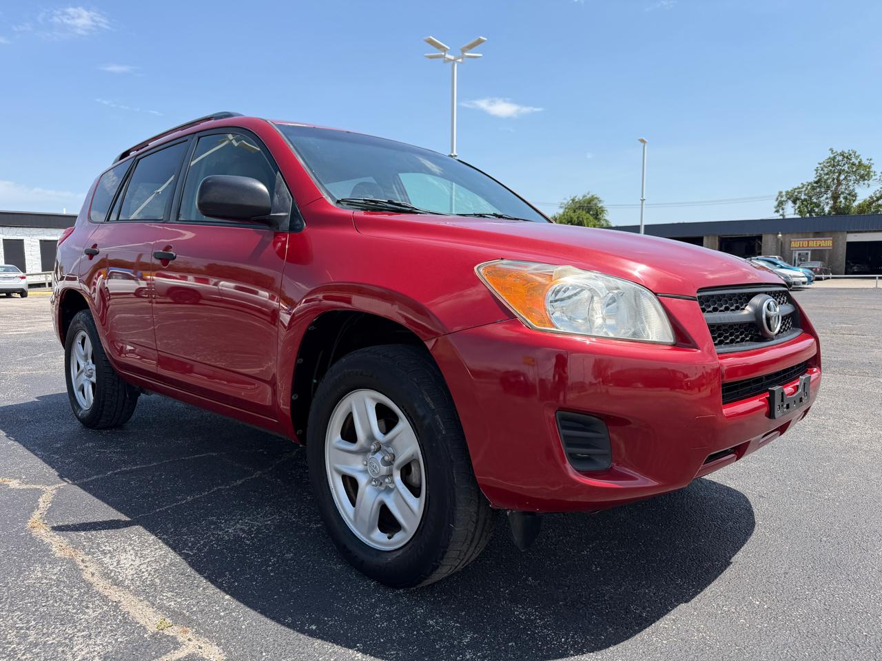 Toyota RAV4 Base I4 2WD 2012