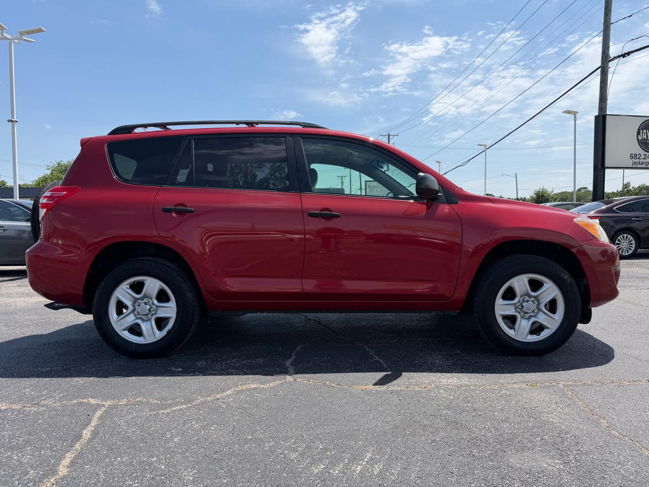 Toyota RAV4 Base I4 2WD 2012
