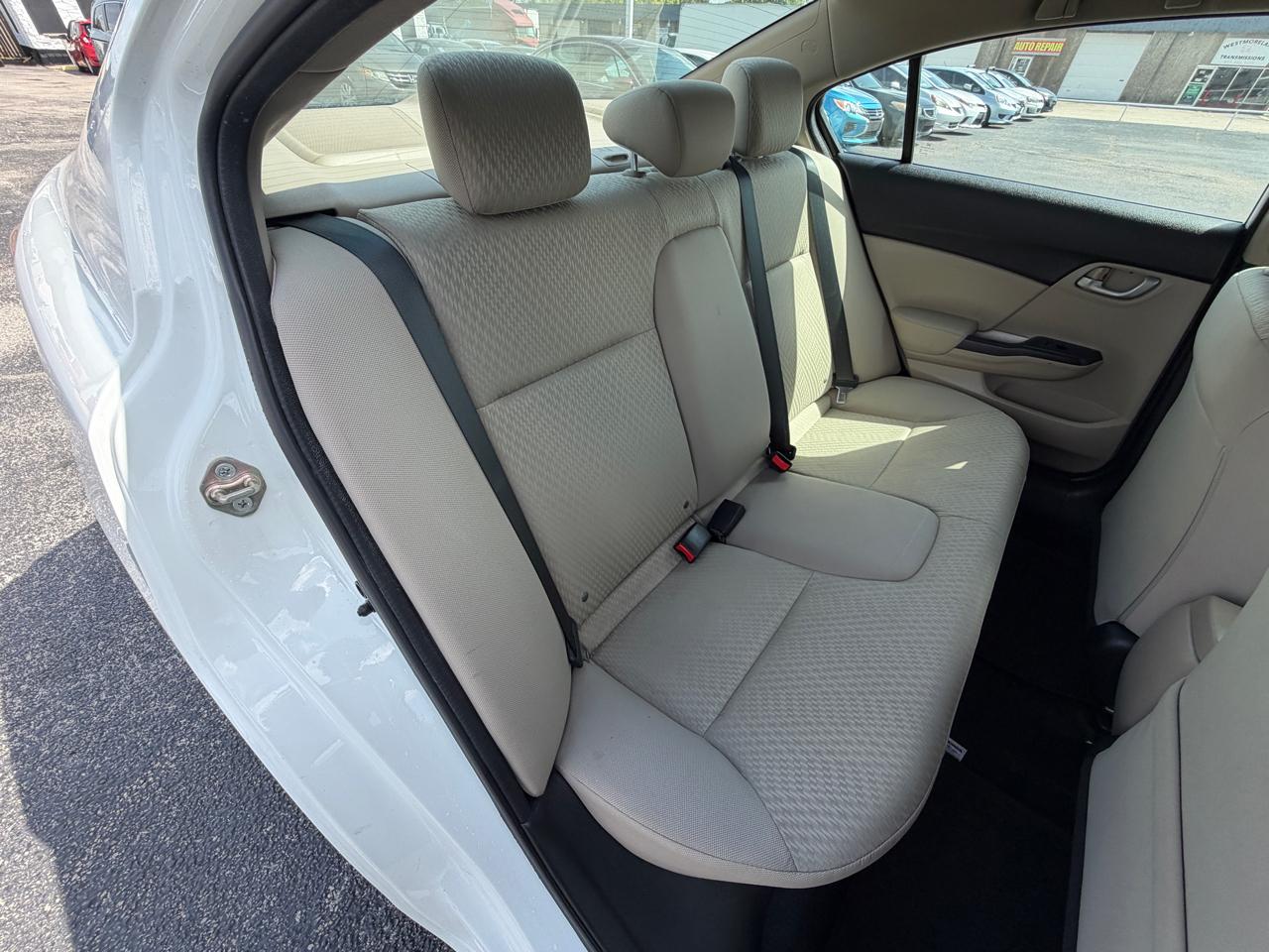 Honda Civic LX Sedan AT 2015