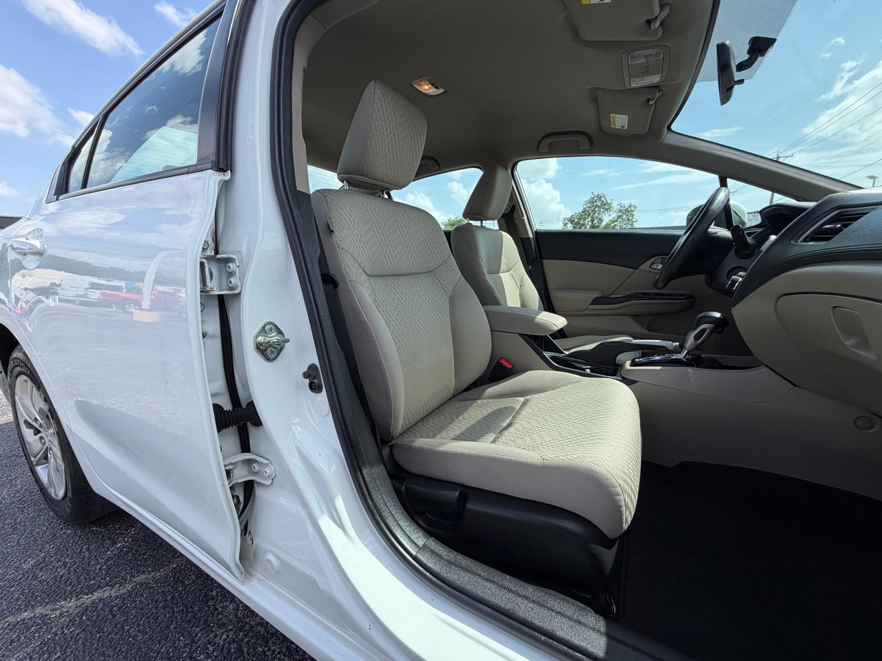 Honda Civic LX Sedan AT 2015