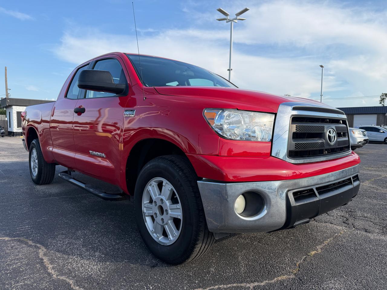 Toyota Tundra Tundra-Grade 5.7L Double Cab 2WD 2010