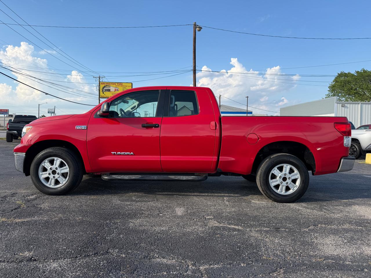 Toyota Tundra Tundra-Grade 5.7L Double Cab 2WD 2010