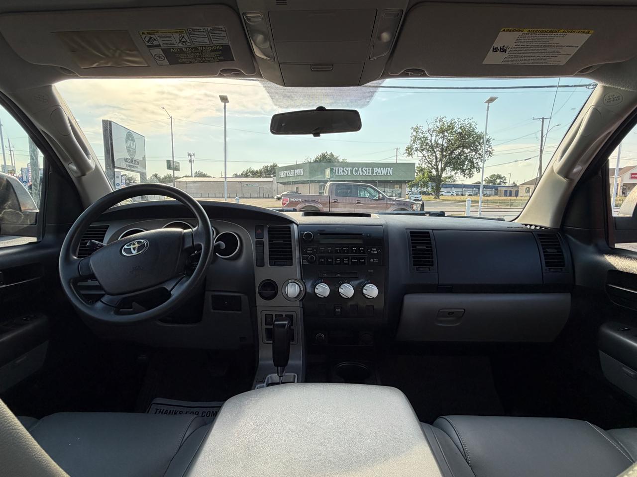 Toyota Tundra Tundra-Grade 5.7L Double Cab 2WD 2010