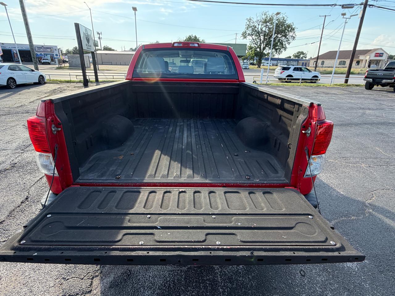 Toyota Tundra Tundra-Grade 5.7L Double Cab 2WD 2010