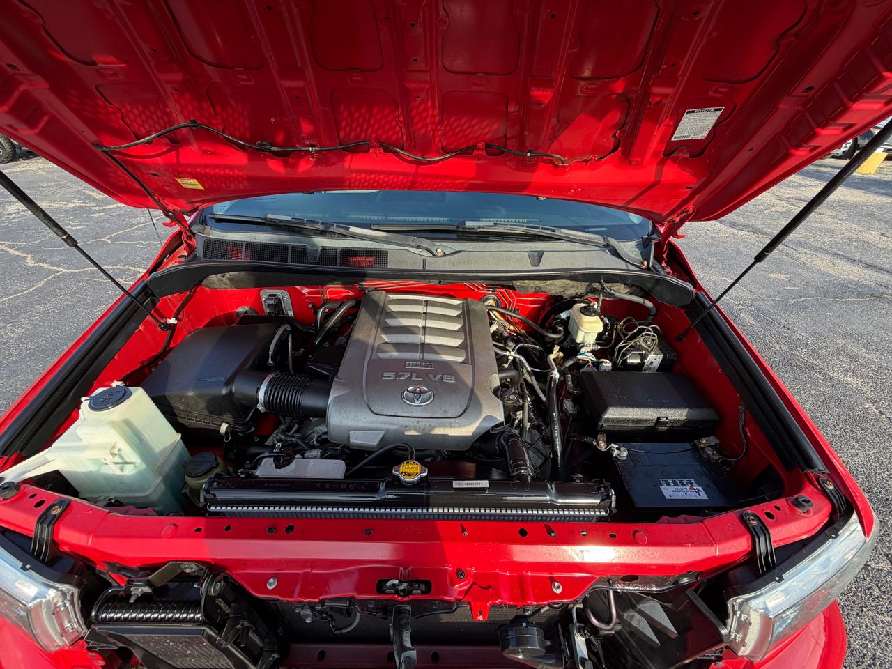 Toyota Tundra Tundra-Grade 5.7L Double Cab 2WD 2010