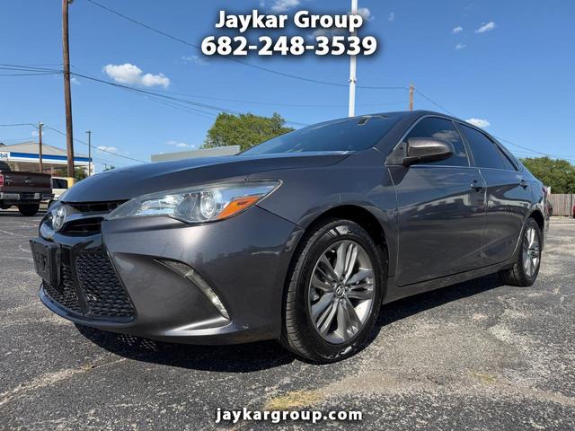Gray 2015 Toyota Camry Sedan Front-Wheel Drive Automatic