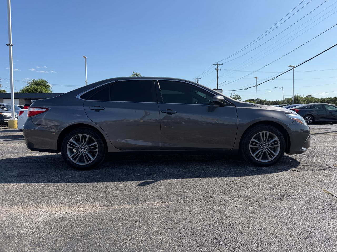 Toyota Camry SE 2015