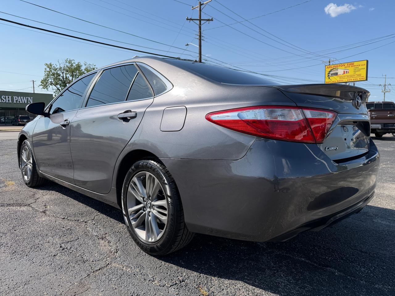 Toyota Camry SE 2015