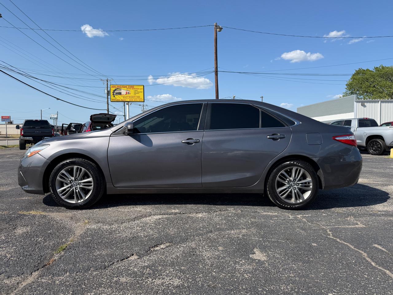 Toyota Camry SE 2015