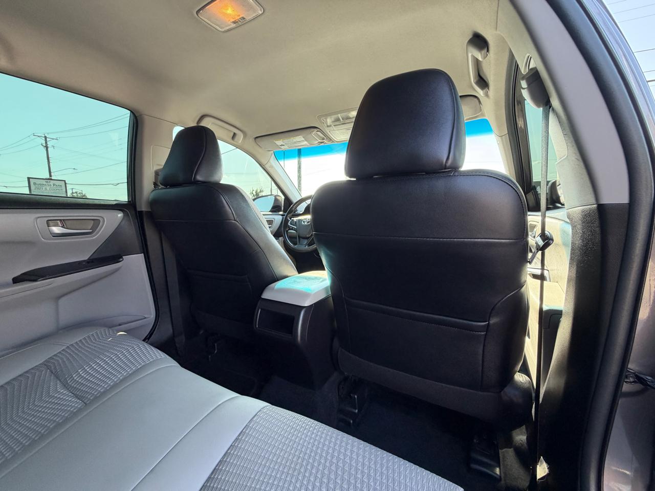 Toyota Camry SE 2015