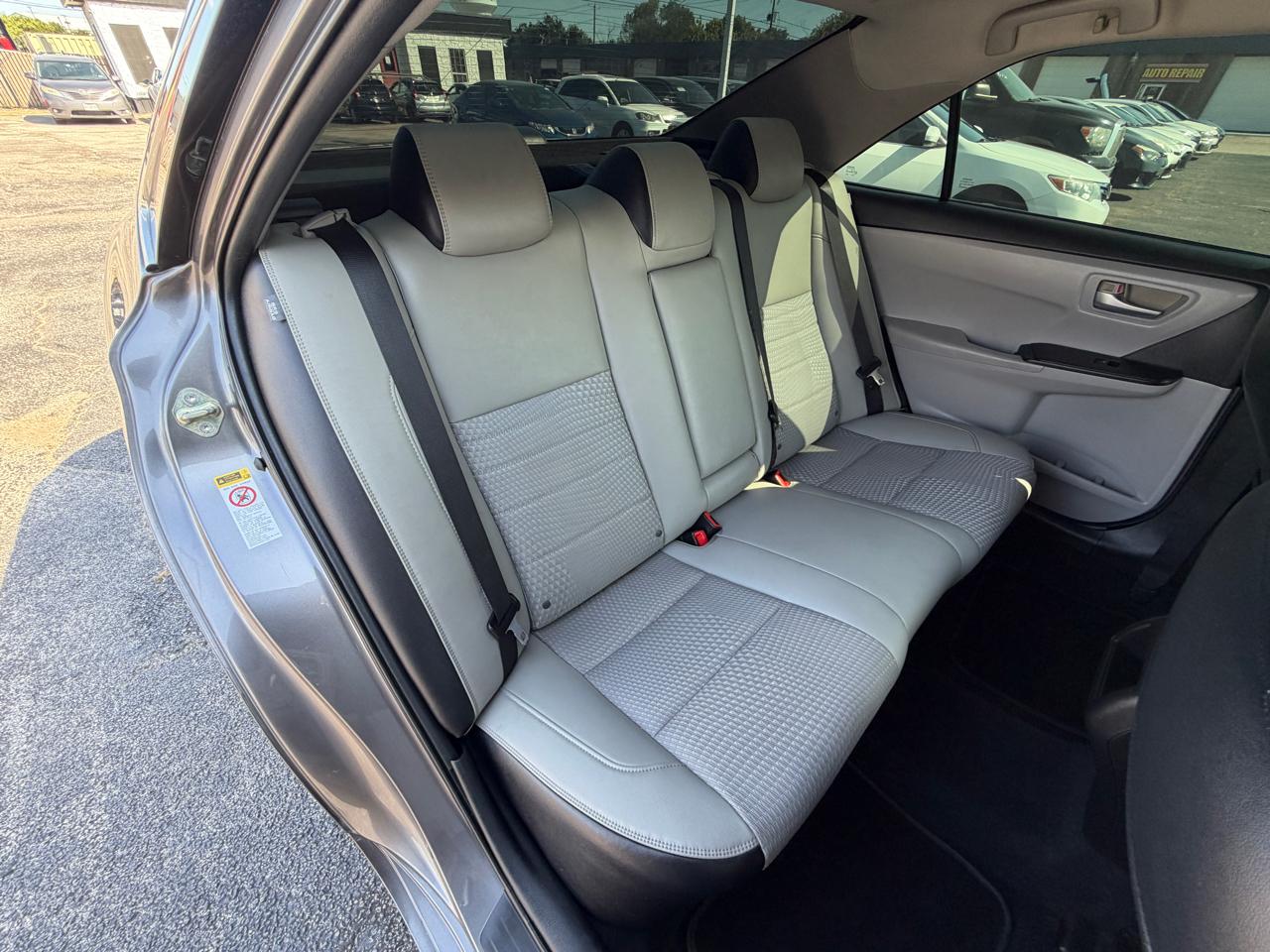 Toyota Camry SE 2015
