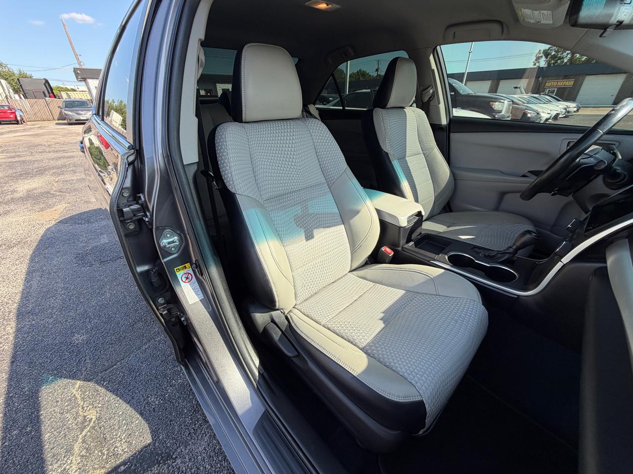Toyota Camry SE 2015