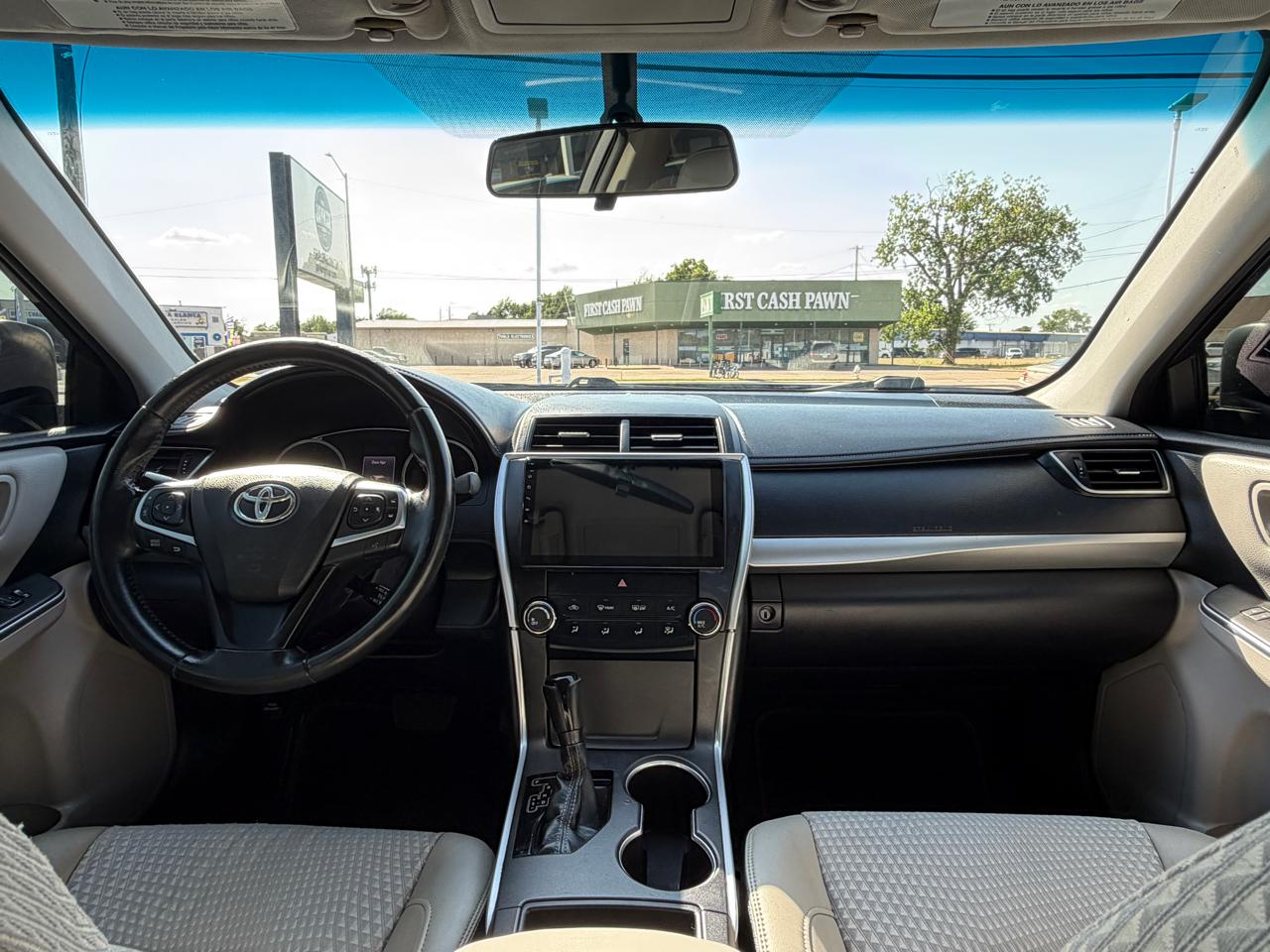 Toyota Camry SE 2015