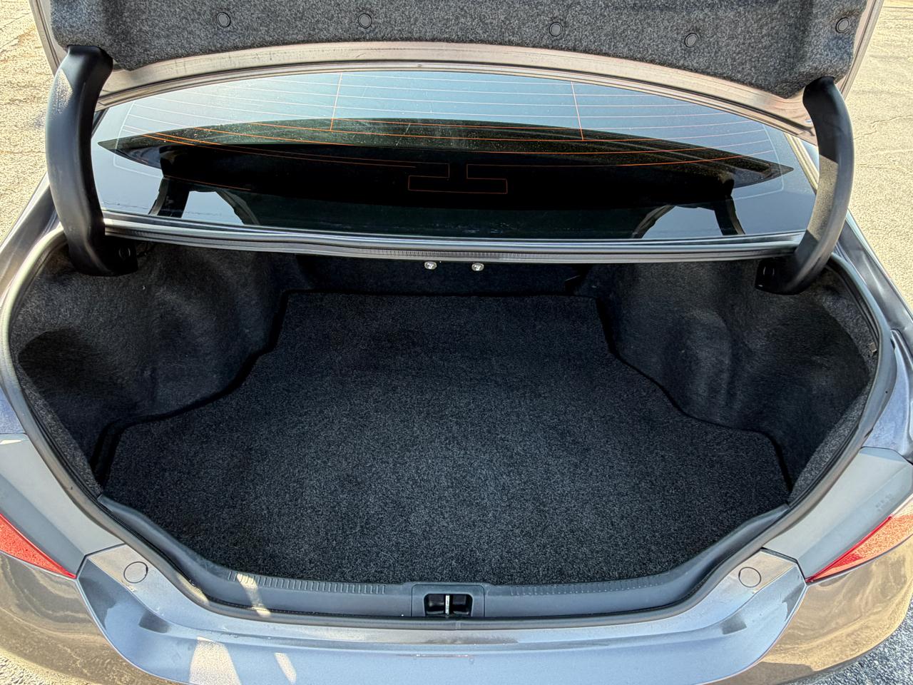 Toyota Camry SE 2015