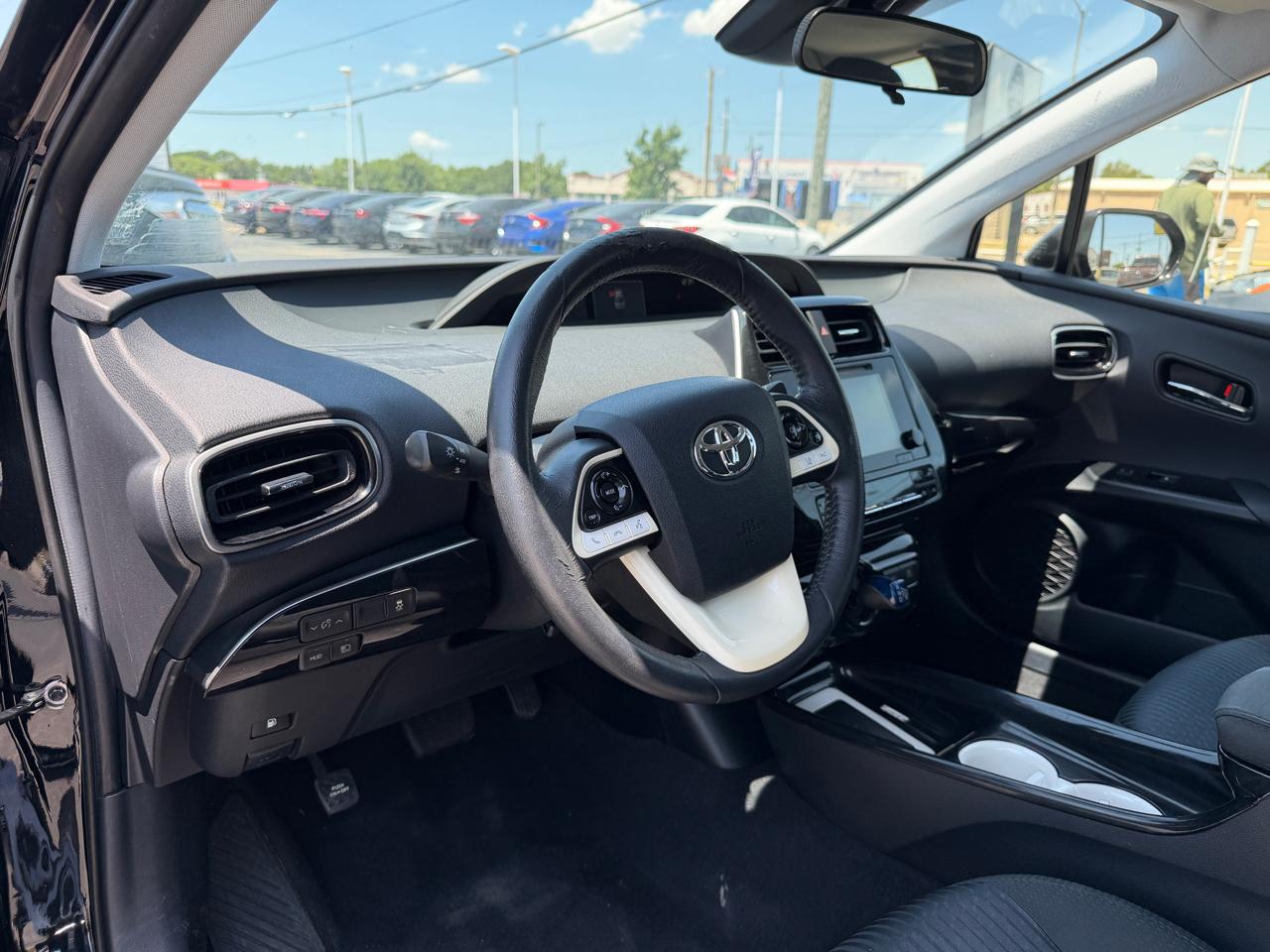 Toyota Prius Two Eco 2016