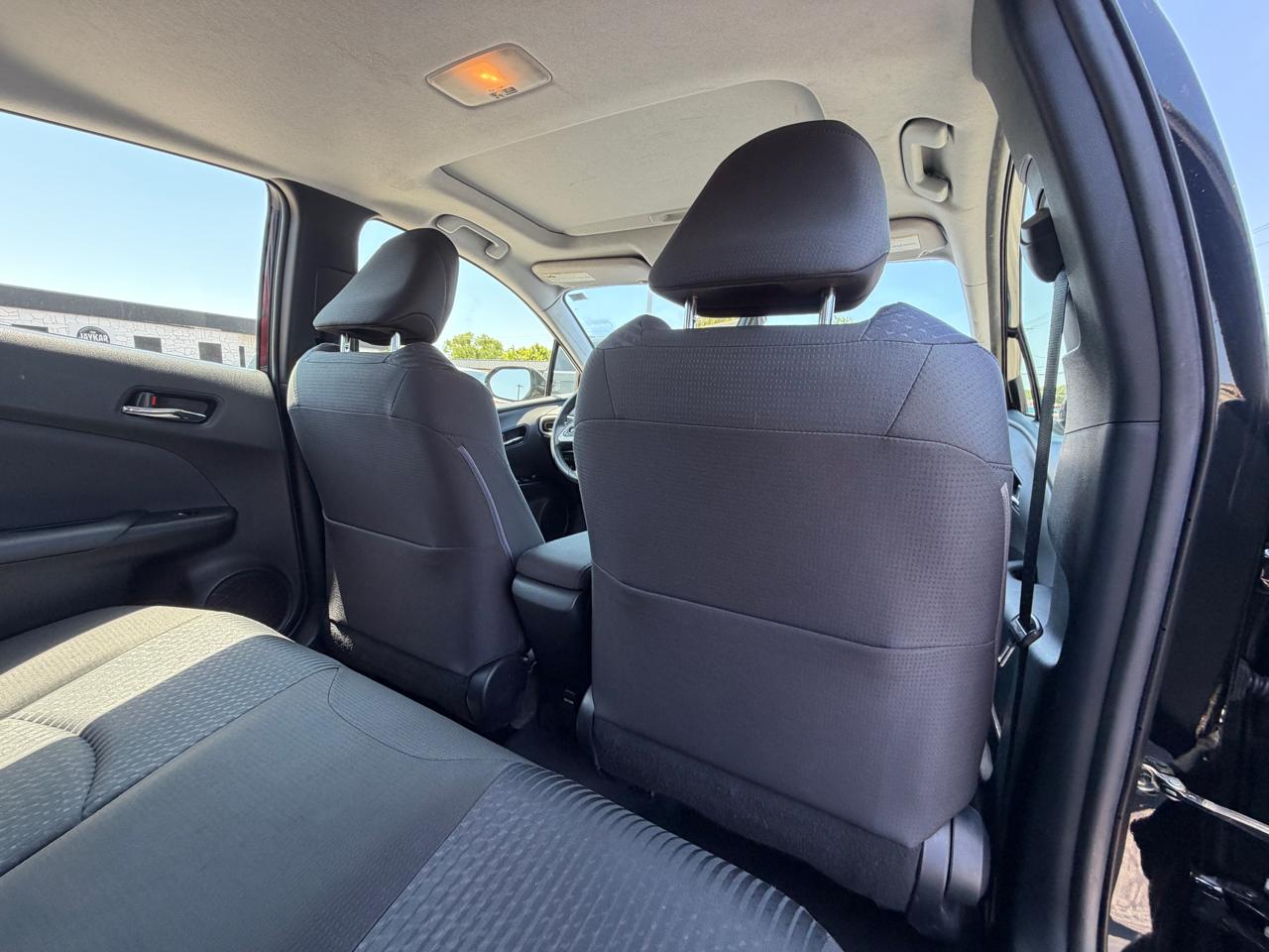 Toyota Prius Two Eco 2016