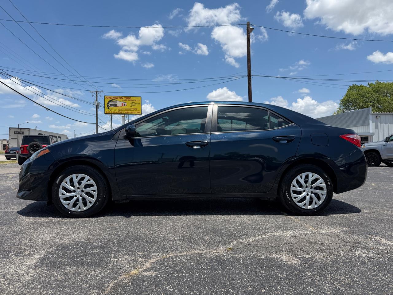 Toyota Corolla LE CVT 2019