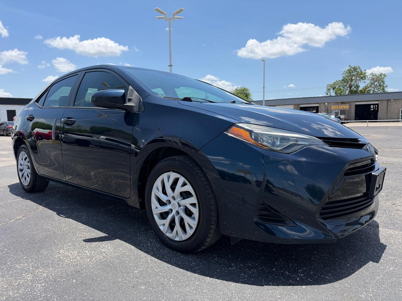 Toyota Corolla LE CVT 2019