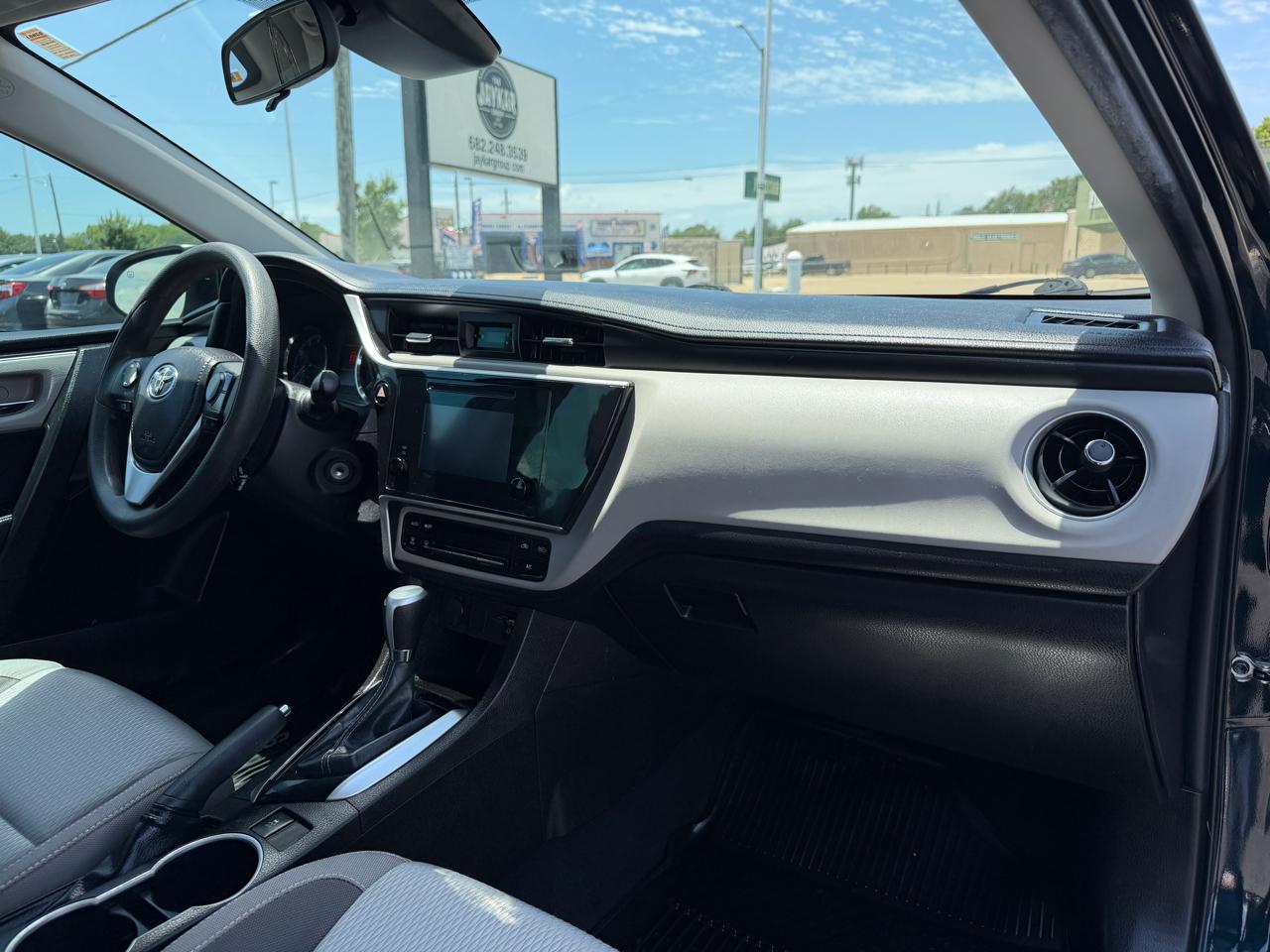 Toyota Corolla LE CVT 2019
