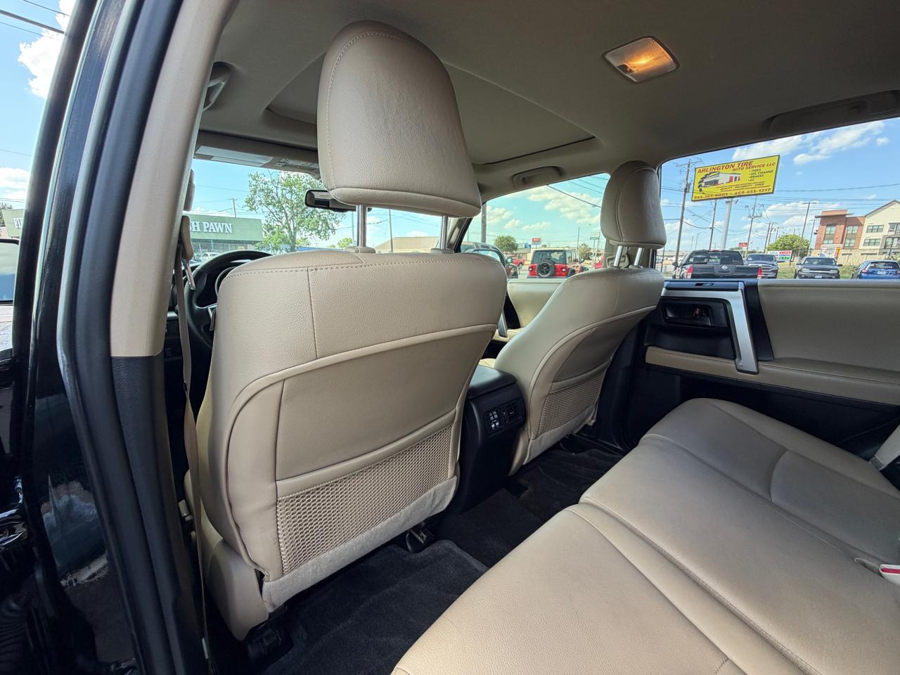 Toyota 4Runner Limited 2WD V6 2013