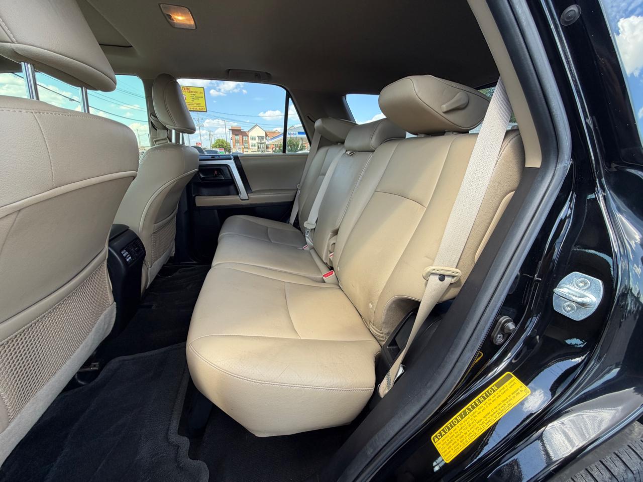 Toyota 4Runner Limited 2WD V6 2013